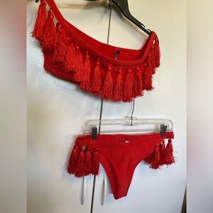 NWT Fashion Nova bikini with tassels.  matching earrings.  Gorgeous color. Med
